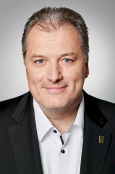 Herr Carsten Voigt